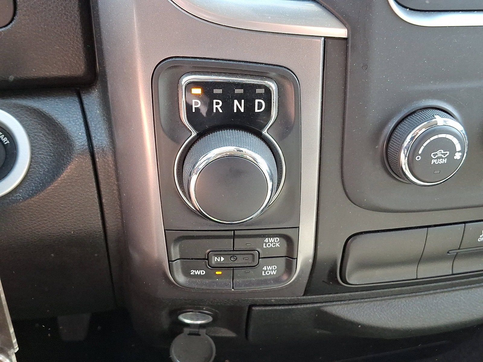 Used 2024 RAM 1500 Classic SLT AWD/4WD image 14