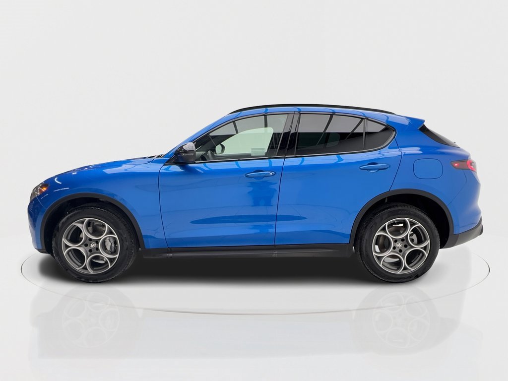 New 2025 Alfa Romeo Stelvio Sprint w/ Convenience Package image 7