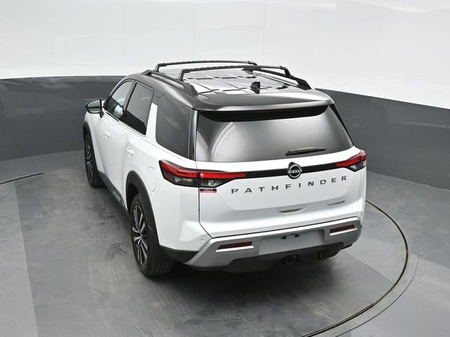 Used 2025 Nissan Pathfinder Platinum image 42