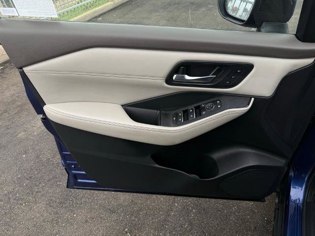 Certified 2023 Nissan Rogue SL w/ SL Premium Package image 20