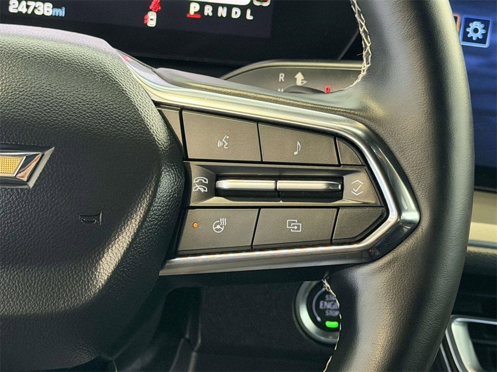 Used 2025 Chevrolet Traverse LT image 21