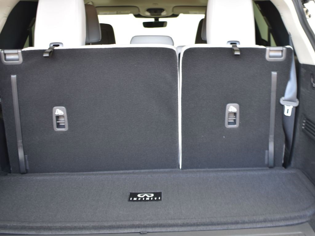 New 2026 INFINITI QX60 Luxe w/ Cargo Package image 16