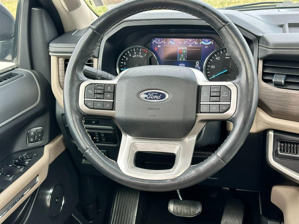 Used 2024 Ford Expedition Max Limited image 15