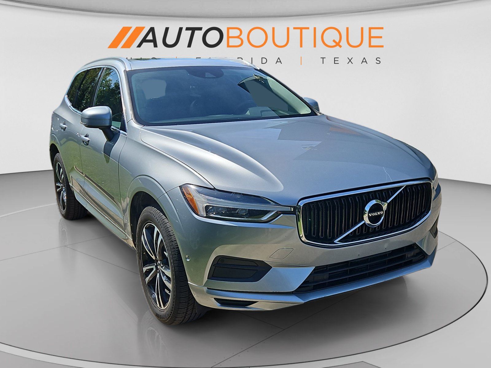 Used 2018 Volvo XC60 T5 Momentum w/ Vision Package AWD/4WD image 7