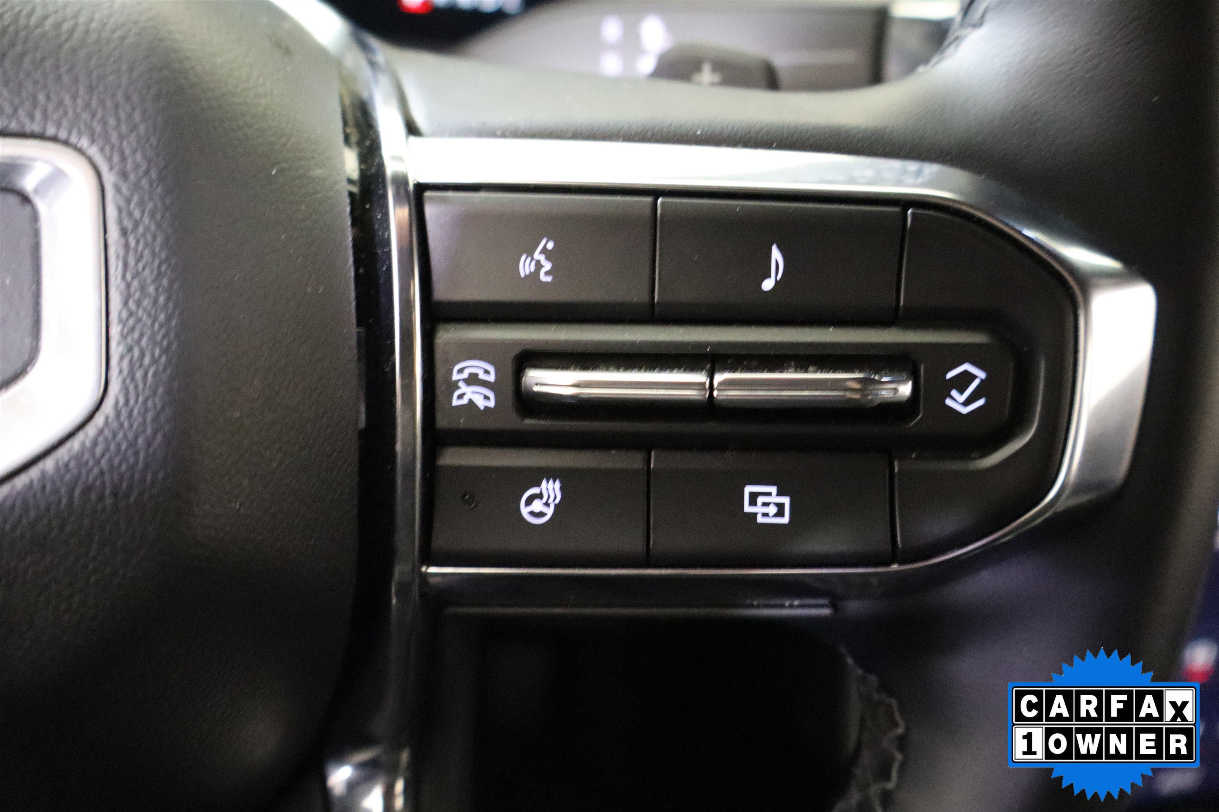 Used 2025 GMC Acadia Elevation AWD/4WD image 28