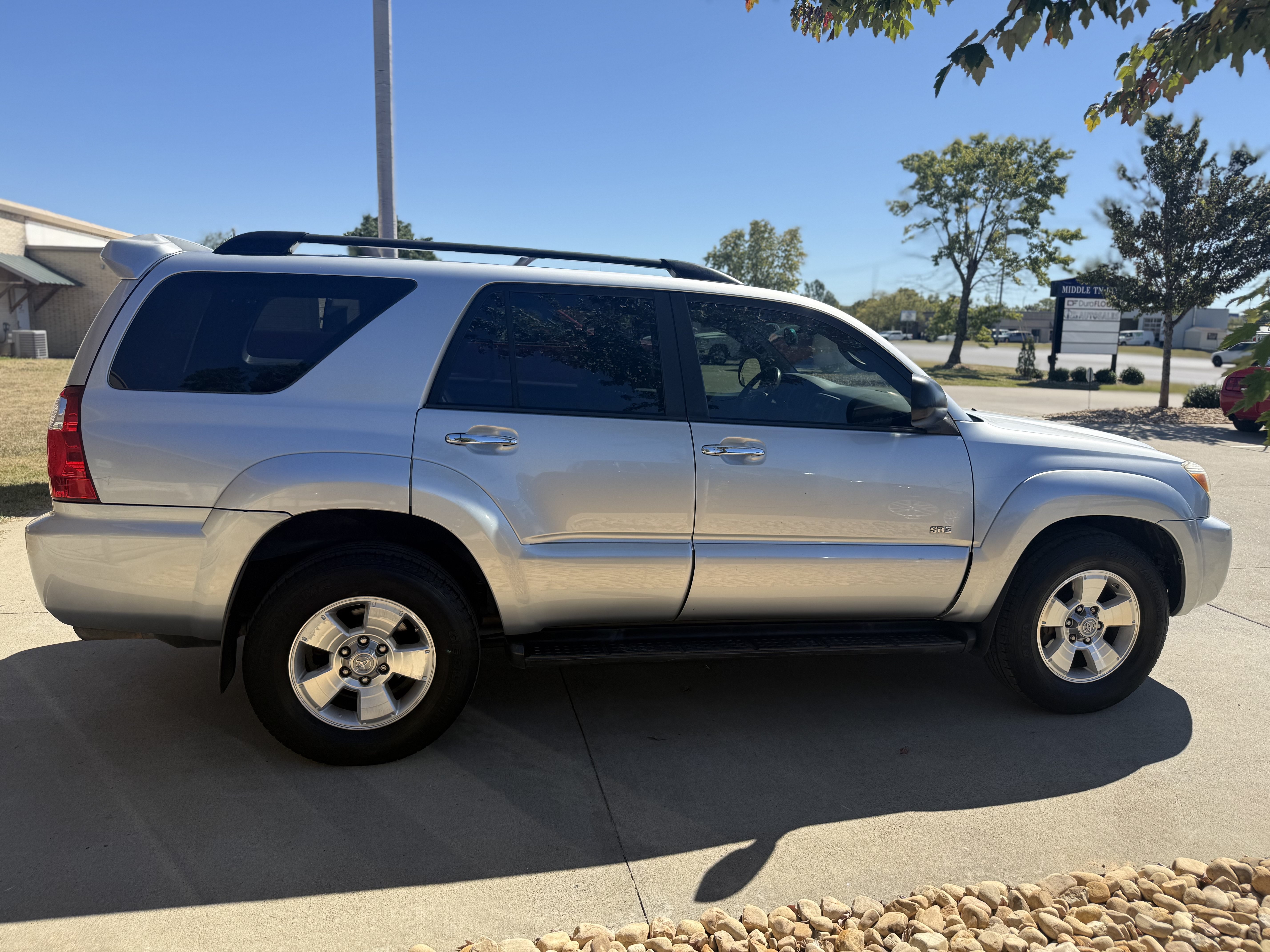 Used 2006 Toyota 4Runner SR5 RWD image 7