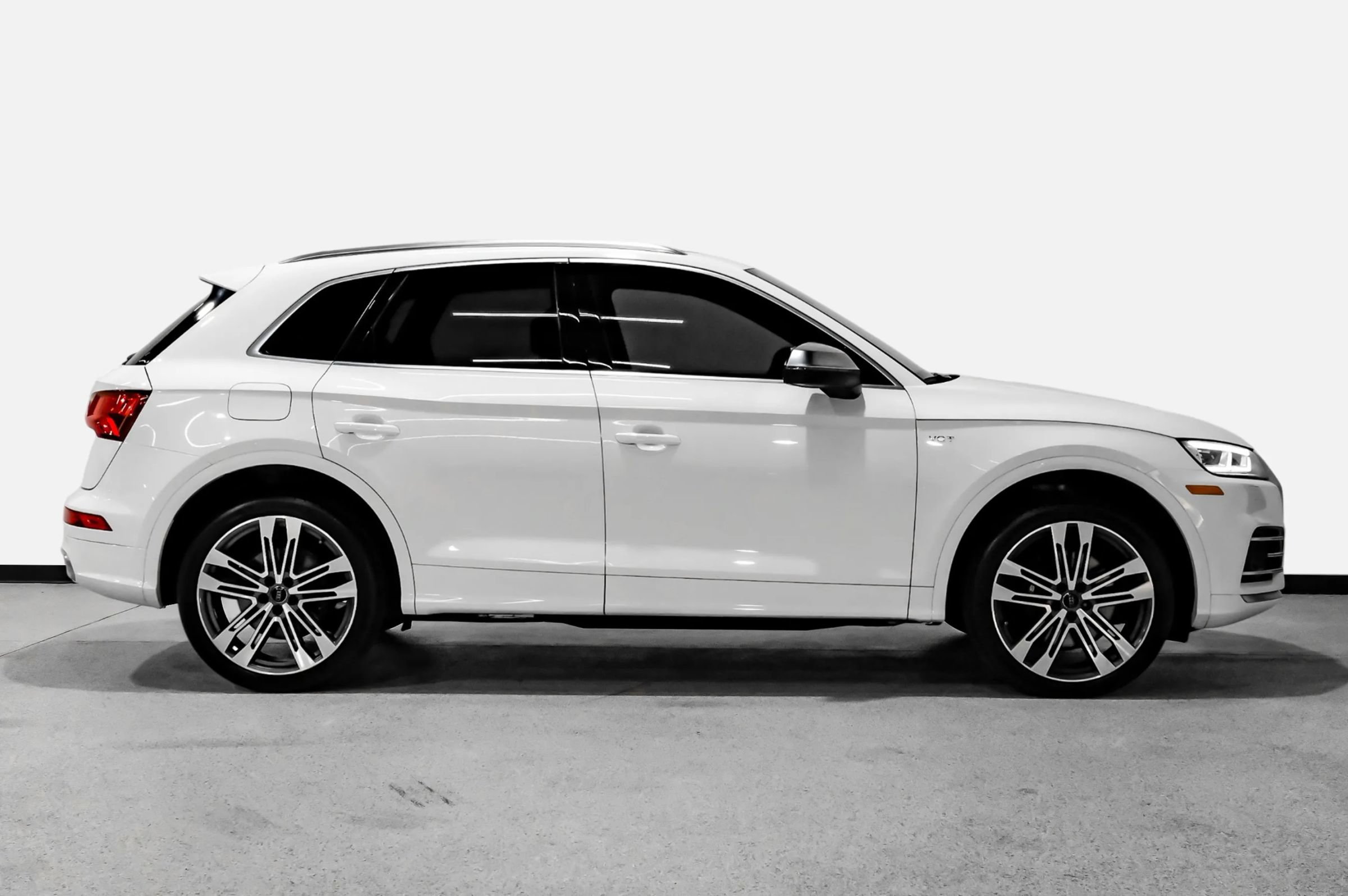 Used 2018 Audi SQ5 Prestige w/ Prestige Package AWD/4WD image 5