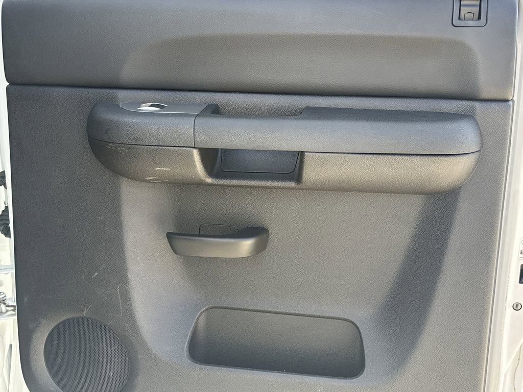 Used 2014 Chevrolet Silverado 2500 LT image 17