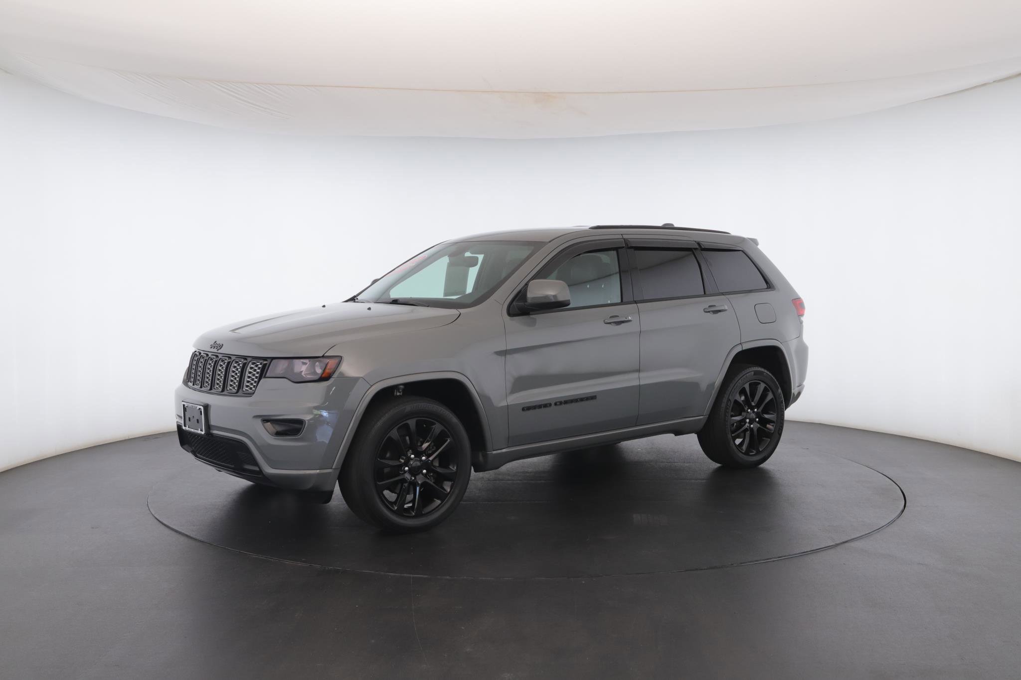Used 2020 Jeep Grand Cherokee Altitude image 40