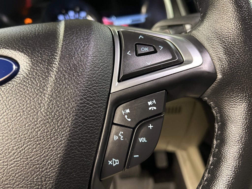 Certified 2017 Ford Edge Titanium w/ Equipment Group 301A image 20