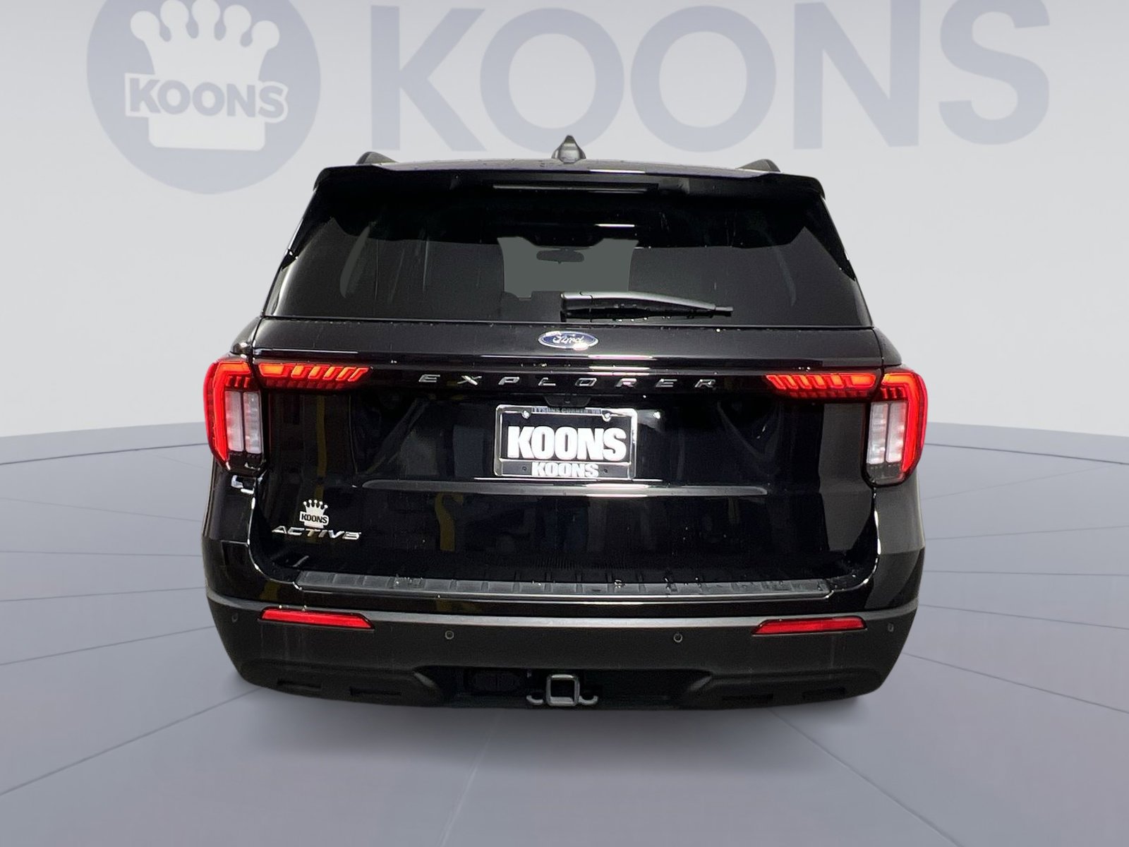 Used 2025 Ford Explorer Active RWD image 10
