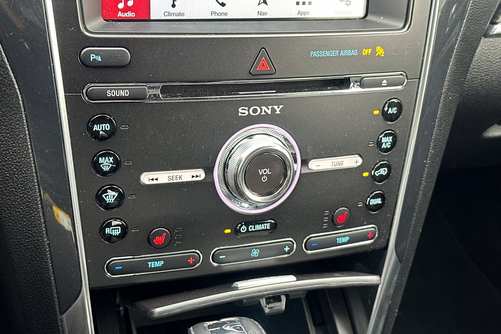 Certified 2018 Ford Explorer Sport AWD/4WD image 21