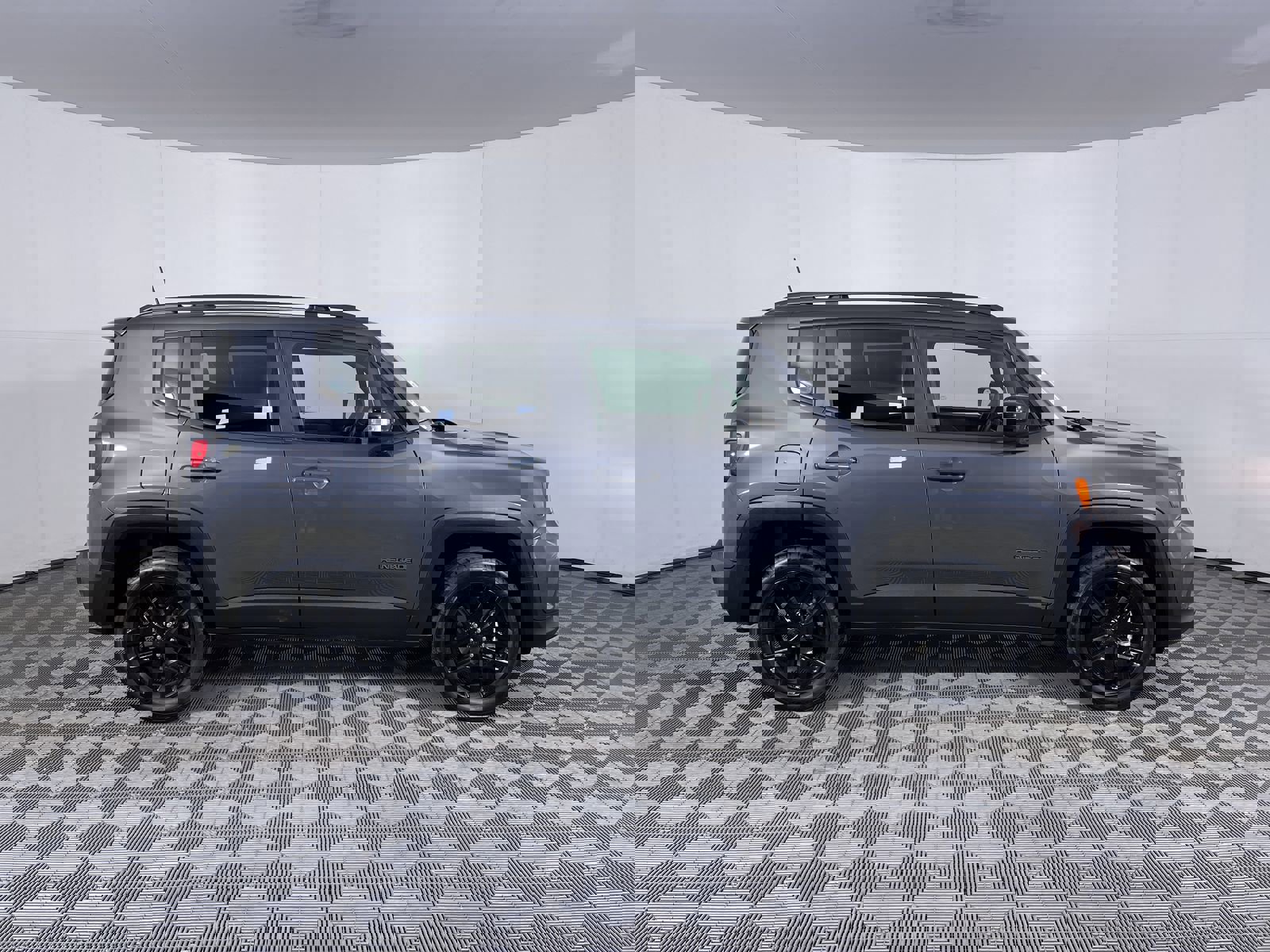 Used 2022 Jeep Renegade Altitude w/ Convenience Group image 10