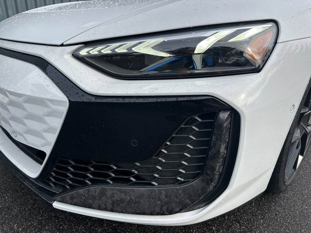 New 2026 Audi RS e-tron GT performance image 4