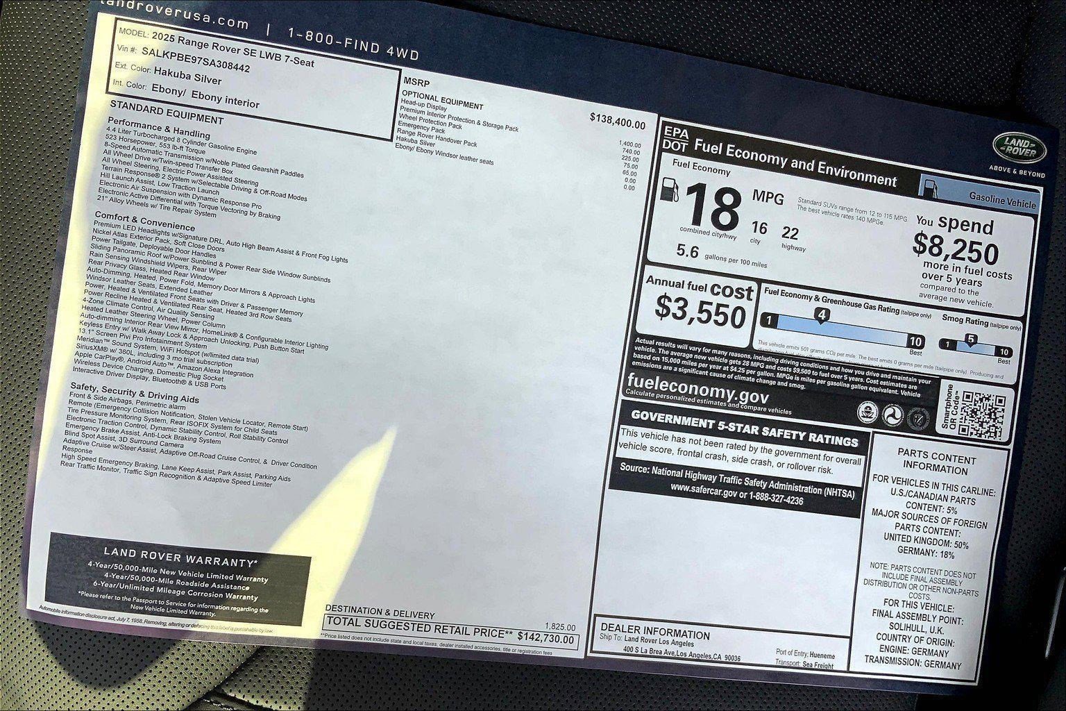 New 2025 Land Rover Range Rover Long Wheelbase SE AWD/4WD image 14