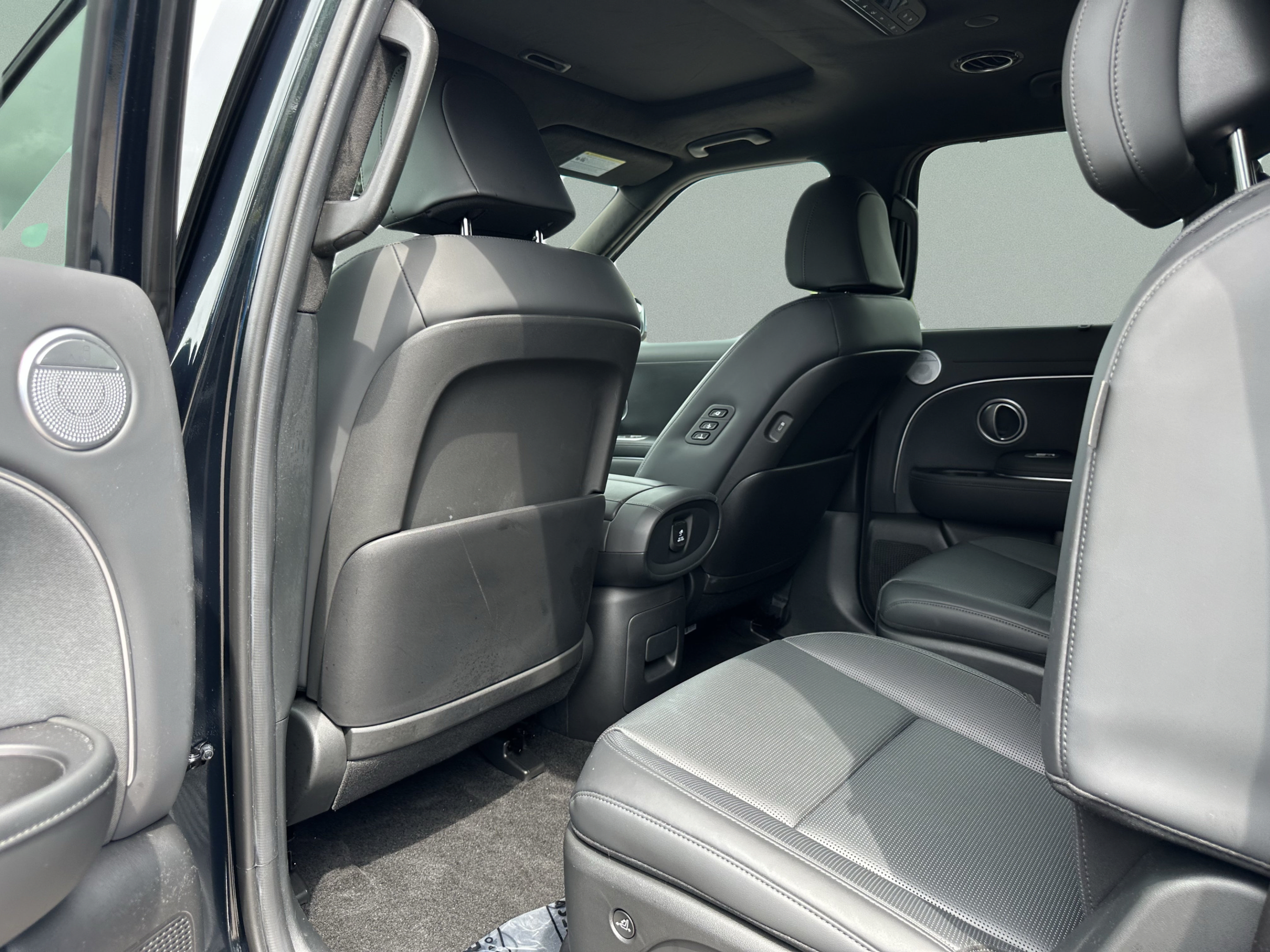 Certified 2026 Hyundai Palisade Calligraphy FWD image 15