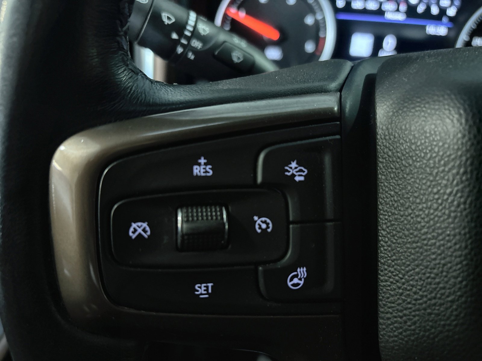 Used 2022 Chevrolet Silverado 2500 High Country w/ Z71 Off-Road Package AWD/4WD image 22