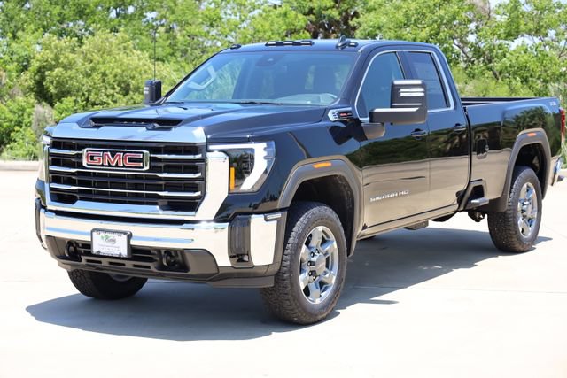 New 2026 GMC Sierra 3500 SLE w/ SLE Value Package AWD/4WD image 3