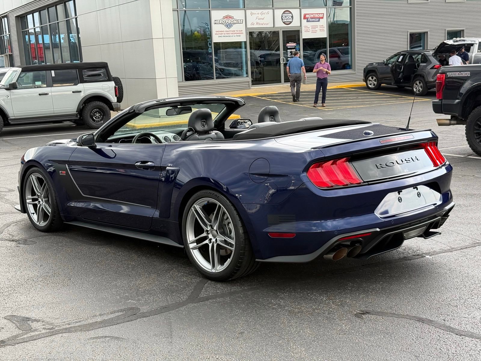 Used 2019 Ford Mustang GT Premium w/ Equipment Group 401A RWD image 5