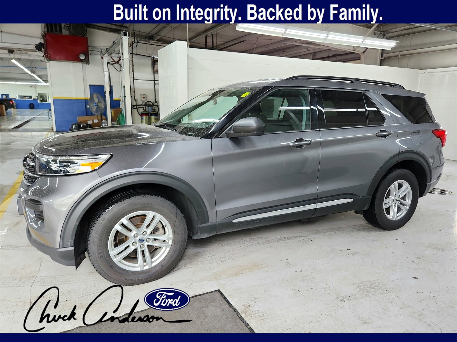 Used 2021 Ford Explorer XLT image 6