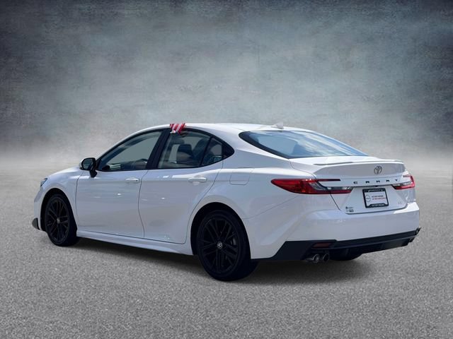Used 2025 Toyota Camry SE FWD image 4
