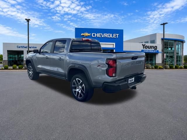 Used 2023 Chevrolet Colorado Z71 w/ Z71 Convenience Package 2 AWD/4WD image 5