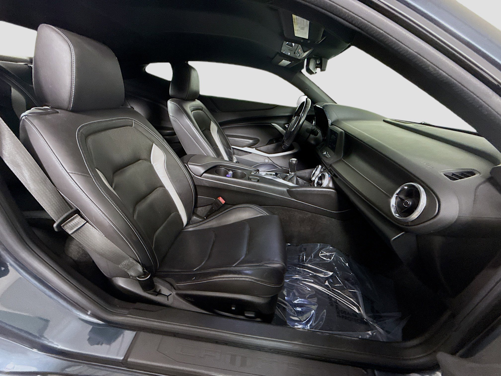 Used 2019 Chevrolet Camaro LT image 27