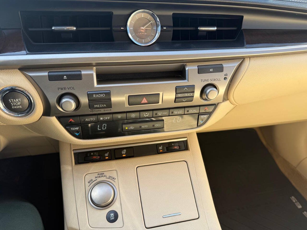 Used 2013 Lexus ES 350 w/ Premium Pkg FWD image 13