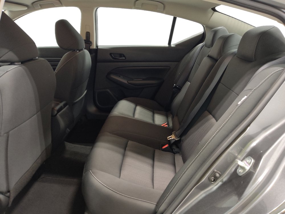 Used 2024 Nissan Altima 2.5 SV FWD image 18