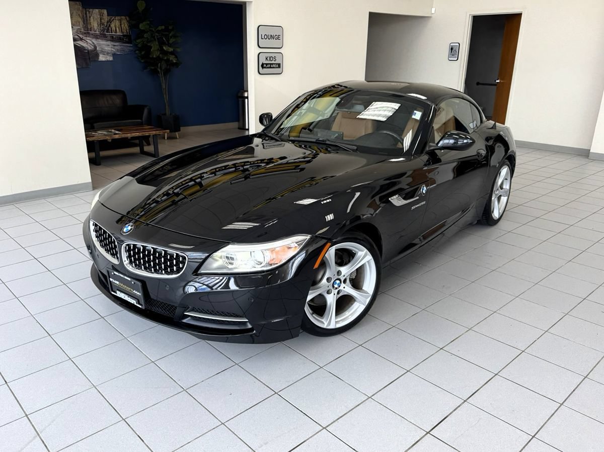 Used 2015 BMW Z4 sDrive28i RWD image 44