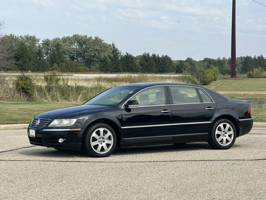 Used 2004 Volkswagen Phaeton V8 AWD/4WD image 3