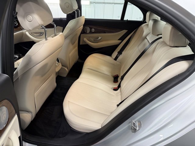 Used 2018 Mercedes-Benz E 300 E 300 image 11