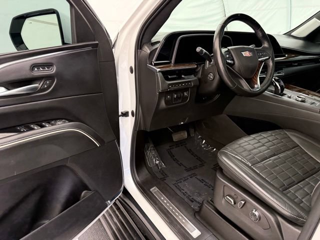 Used 2021 Cadillac Escalade Sport Platinum AWD/4WD image 39