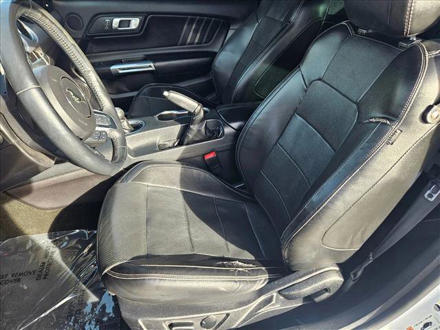 Used 2018 Ford Mustang GT Premium image 12