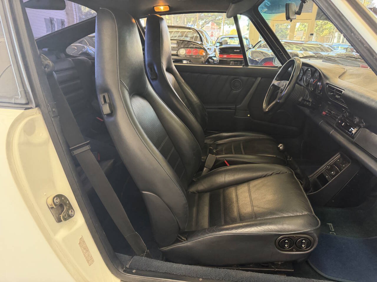 Used 1988 Porsche 911 Carrera RWD image 28