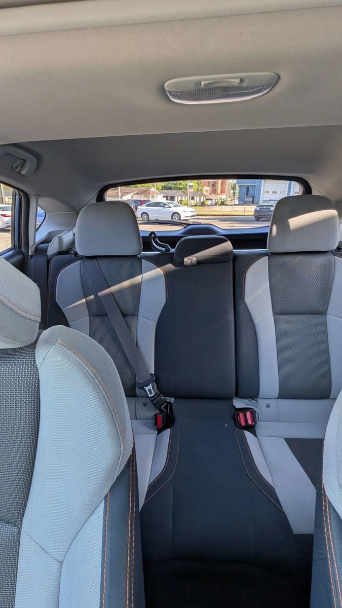 Used 2020 Subaru Crosstrek 2.0i Premium w/ Moonroof Package 1 AWD/4WD image 24