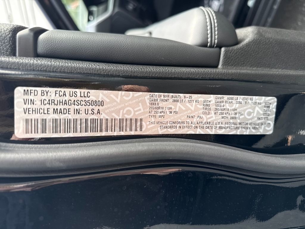 New 2025 Jeep Grand Cherokee Laredo X w/ Trailer Tow Package image 24