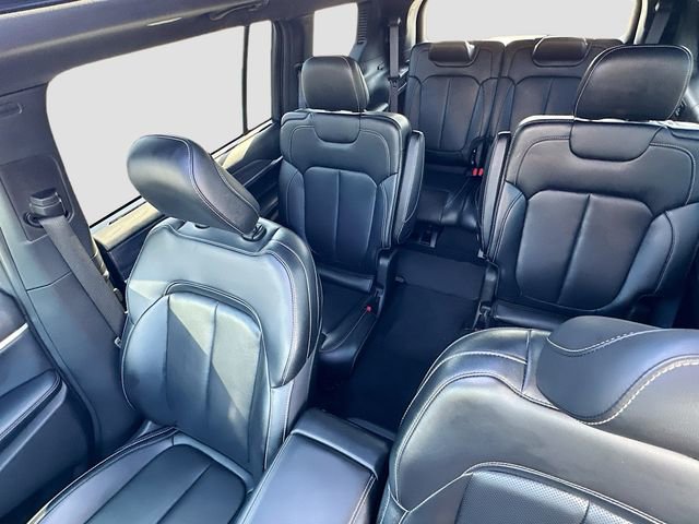 Used 2024 Jeep Grand Cherokee L Limited w/ Luxury Tech Group II image 22