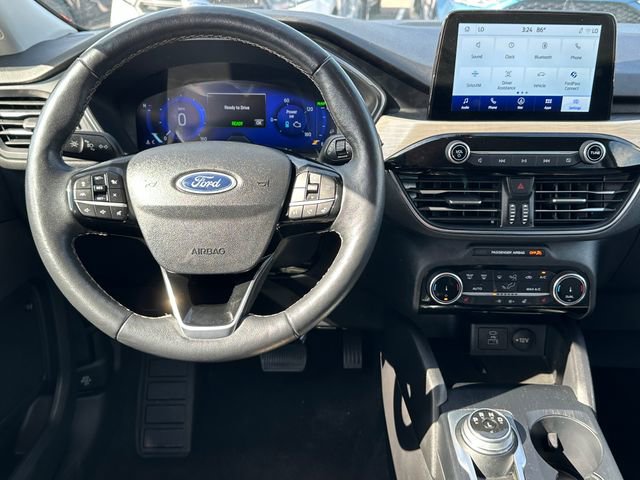 Used 2022 Ford Escape Titanium w/ Titanium Premium Package image 14