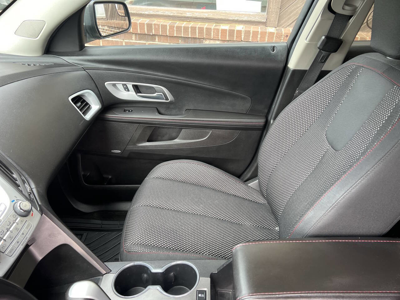 Used 2012 Chevrolet Equinox LT w/ Driver Convenience Package image 11