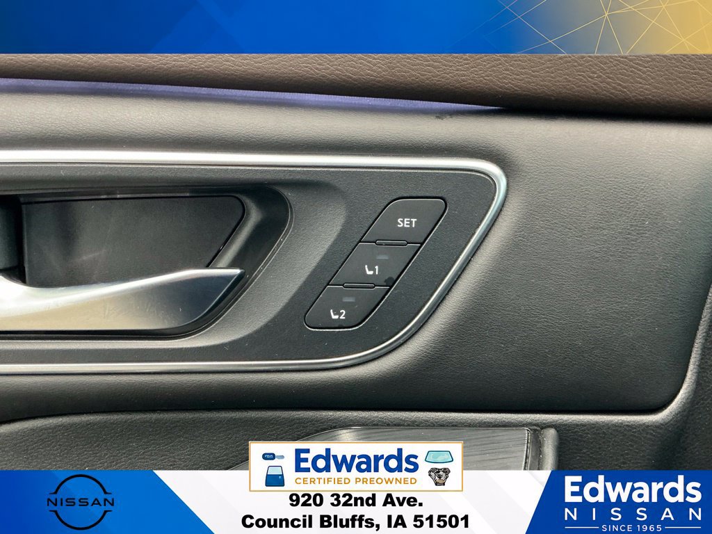 Used 2023 Nissan Rogue Platinum AWD/4WD image 24