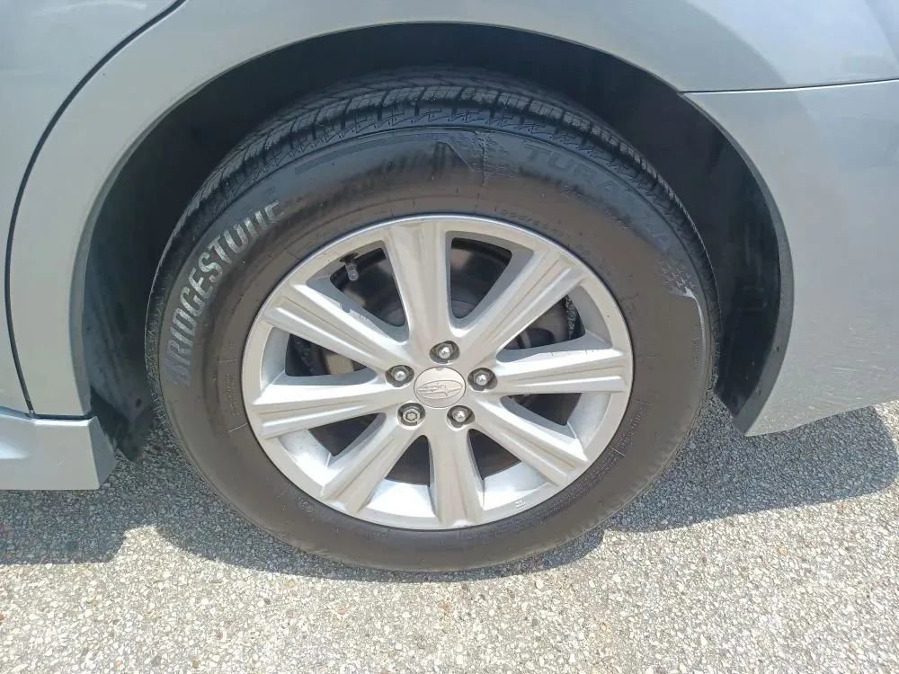 Used 2012 Subaru Legacy 2.5i Premium image 21