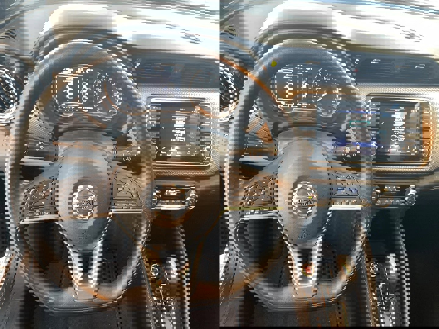 Used 2019 Nissan Kicks SV image 11