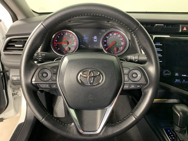 Used 2019 Toyota Camry XSE image 19
