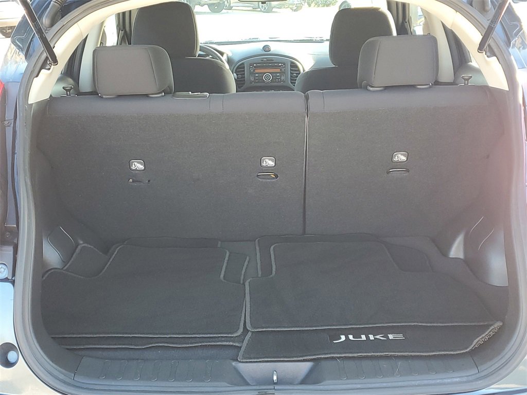 Used 2014 Nissan Juke S image 12