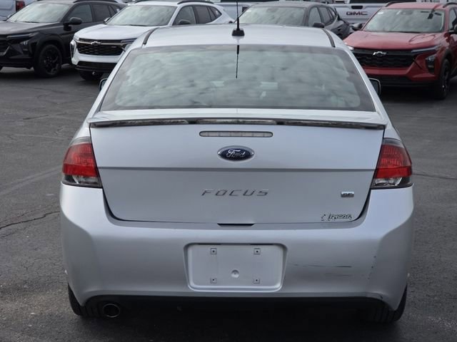 Used 2010 Ford Focus SE FWD image 14