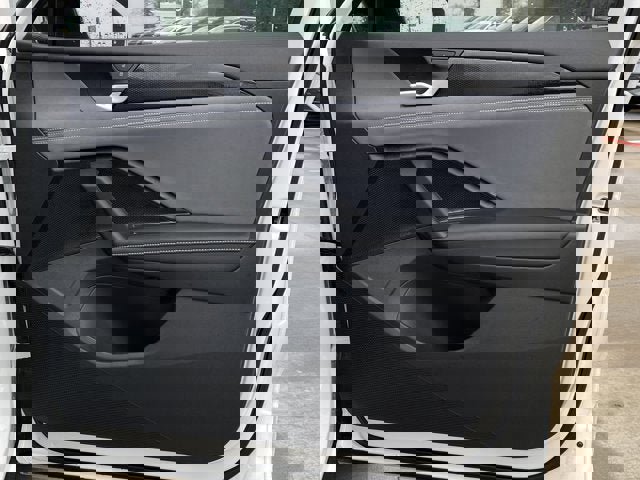 New 2026 Volkswagen Tiguan SE R-Line image 19