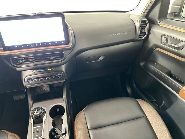 Used 2025 Ford Bronco Sport Outer Banks w/ Outer Banks Tech Package+ AWD/4WD image 28