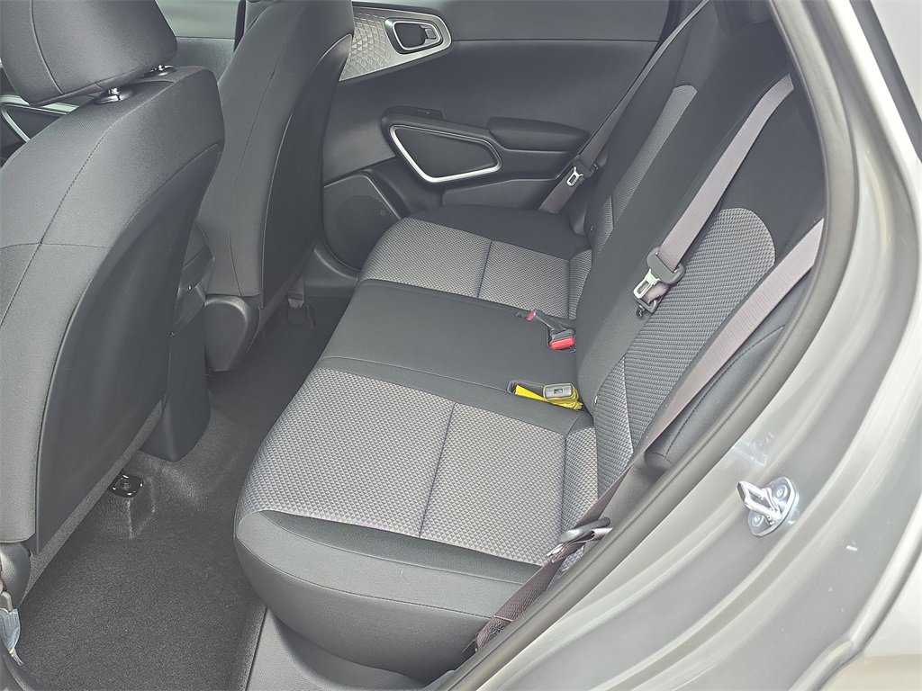 New 2025 Kia Soul LX image 18