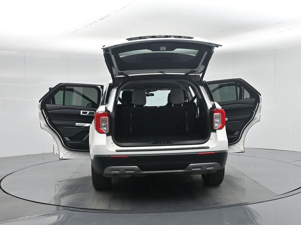 Certified 2023 Ford Explorer XLT w/ Equipment Group 202A image 40